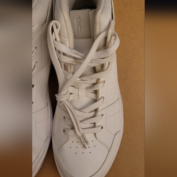 On Running walking sneakers men's size 11 - Picture 16 of 16